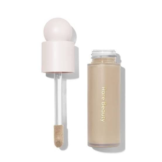 RARE BEAUTY Liquid Touch Weightless Foundation