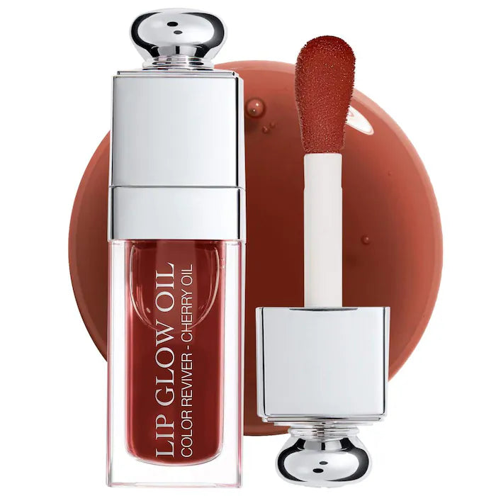 DIOR 
Lip Glow Oil Hydrating High-Shine Gloss