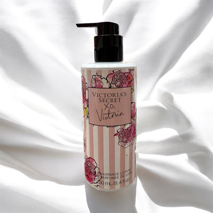 Victoria’s Secret- Fragrance Lotion Bombshell Xo